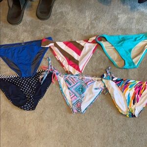 8 MEDIUM BIKINI BOTTOMS